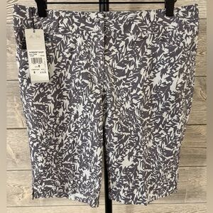 NWT 🎉 Adidas Woman’s Resort Golf Shorts 10”